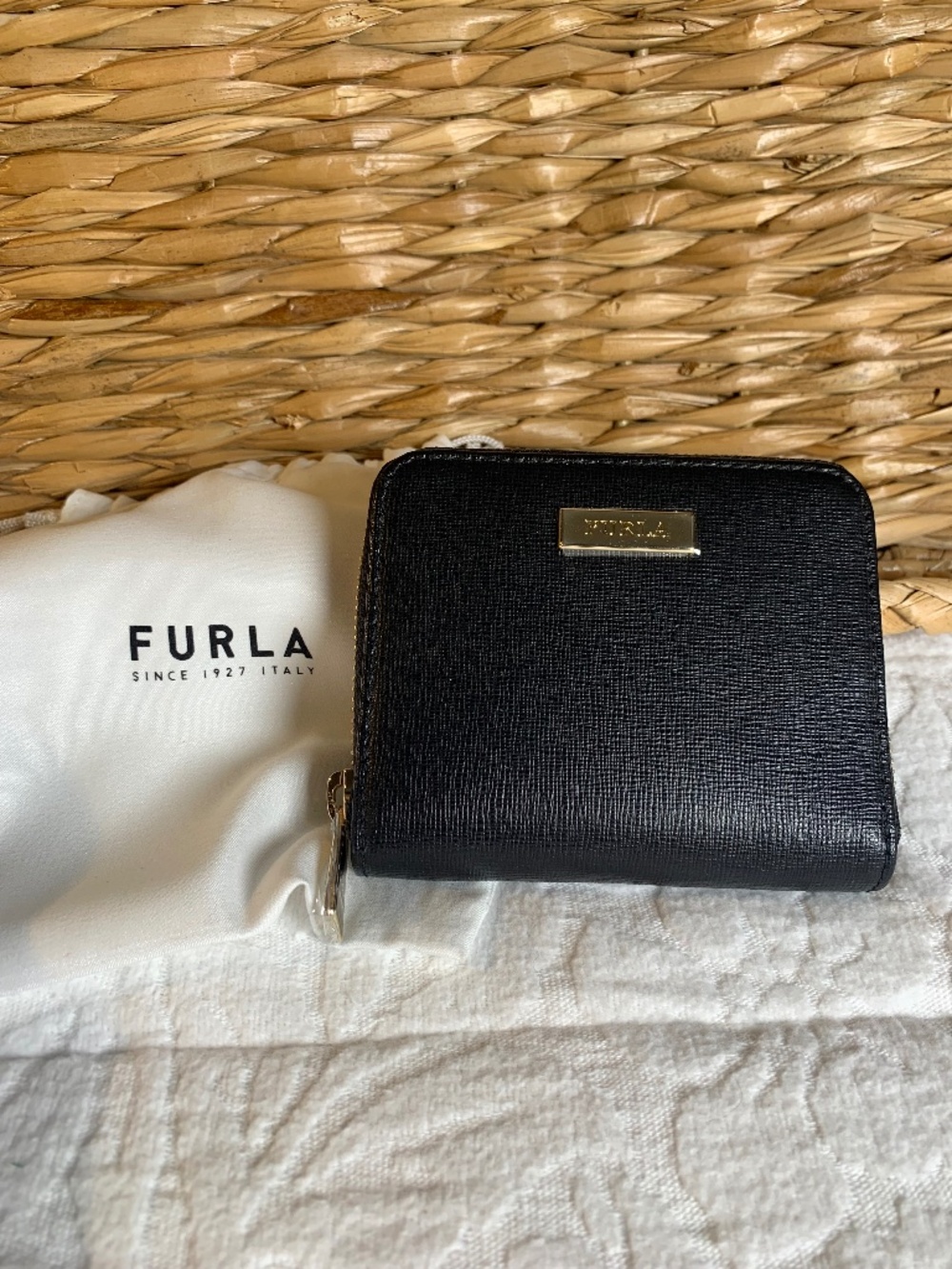 Furla NWT black mini leather wallet